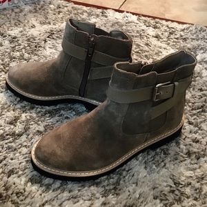 BONGO Women's Kinsley Taupe Ankle Bootie